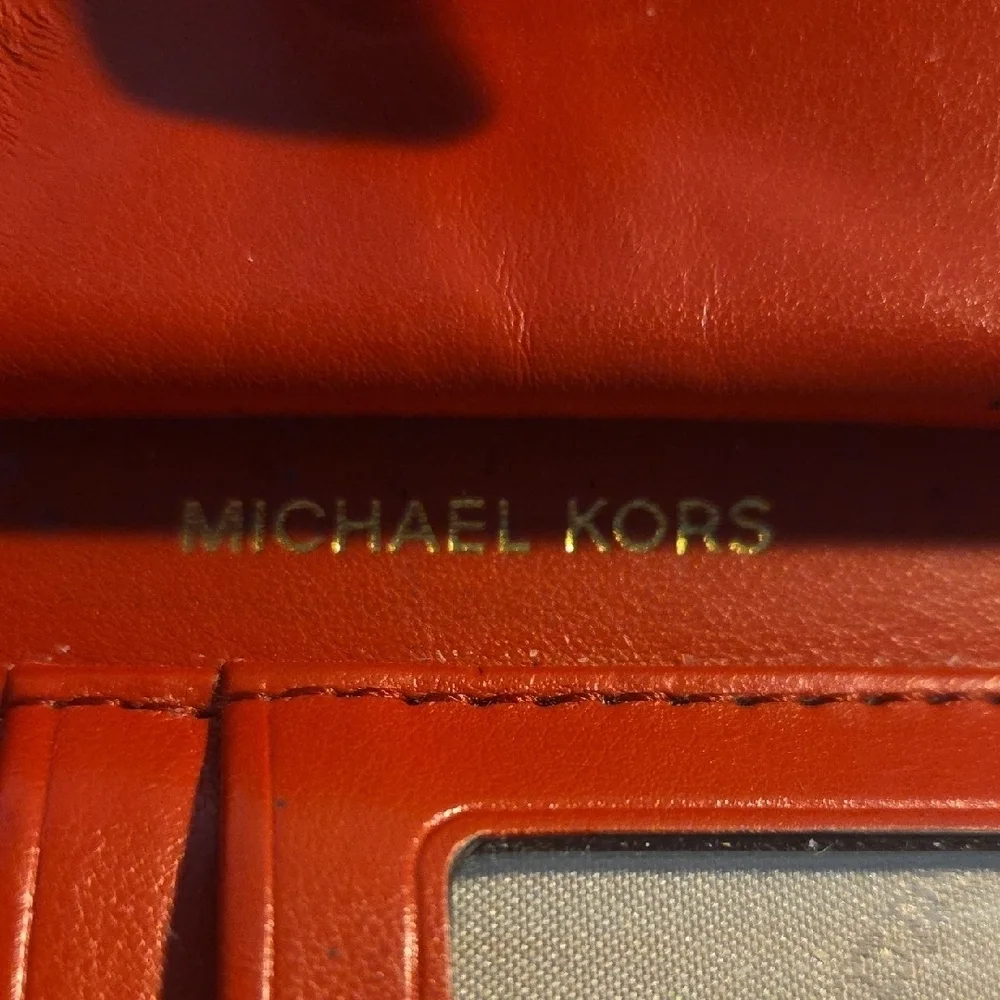Michael Kors chic wristlet
